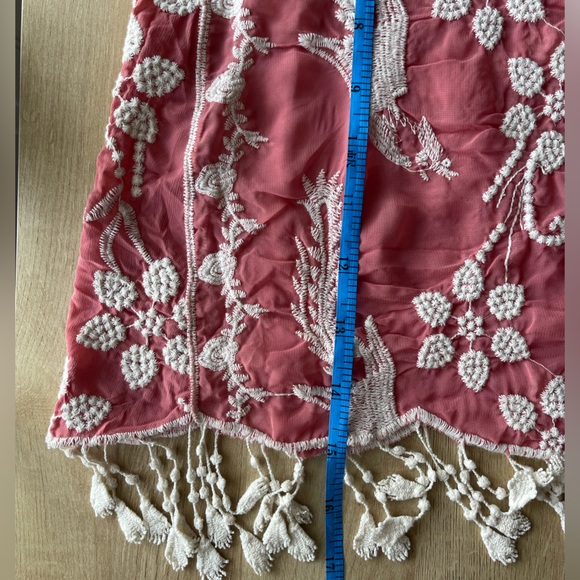 Wishlist Embroidered Cropped Tank - Size L - Picture 15 of 16